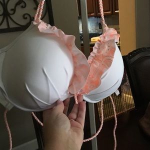 NWT Victorias Secret bathing suit top